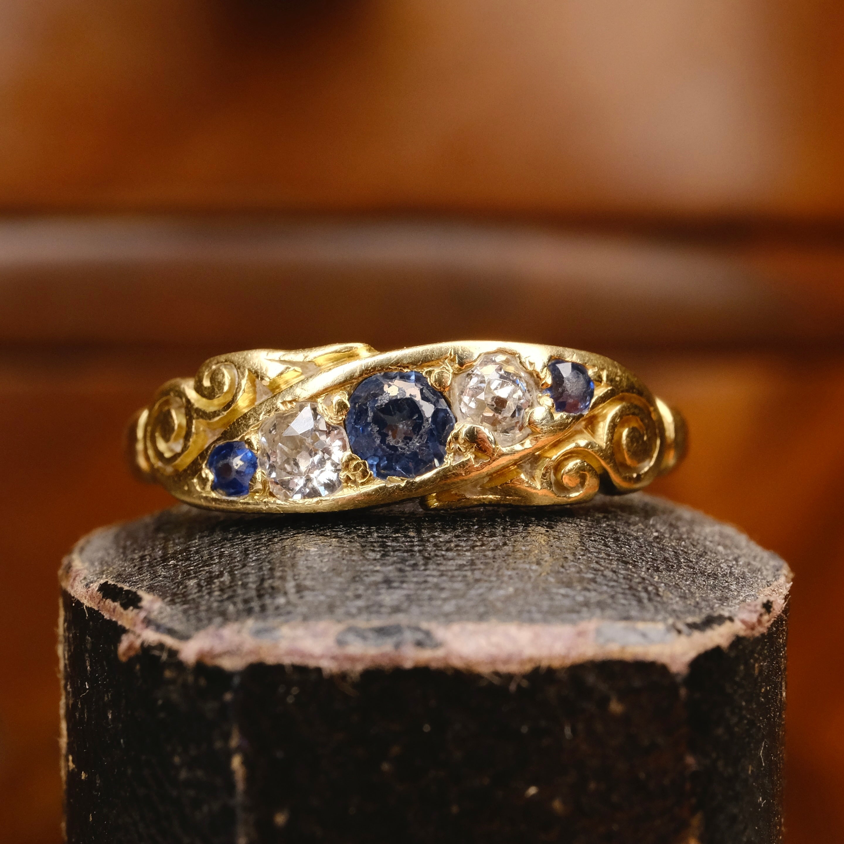 Antique , Victorian 18ct Gold, Sapphire & Old Cut Diamond Ring, Chester Hallmark 1898