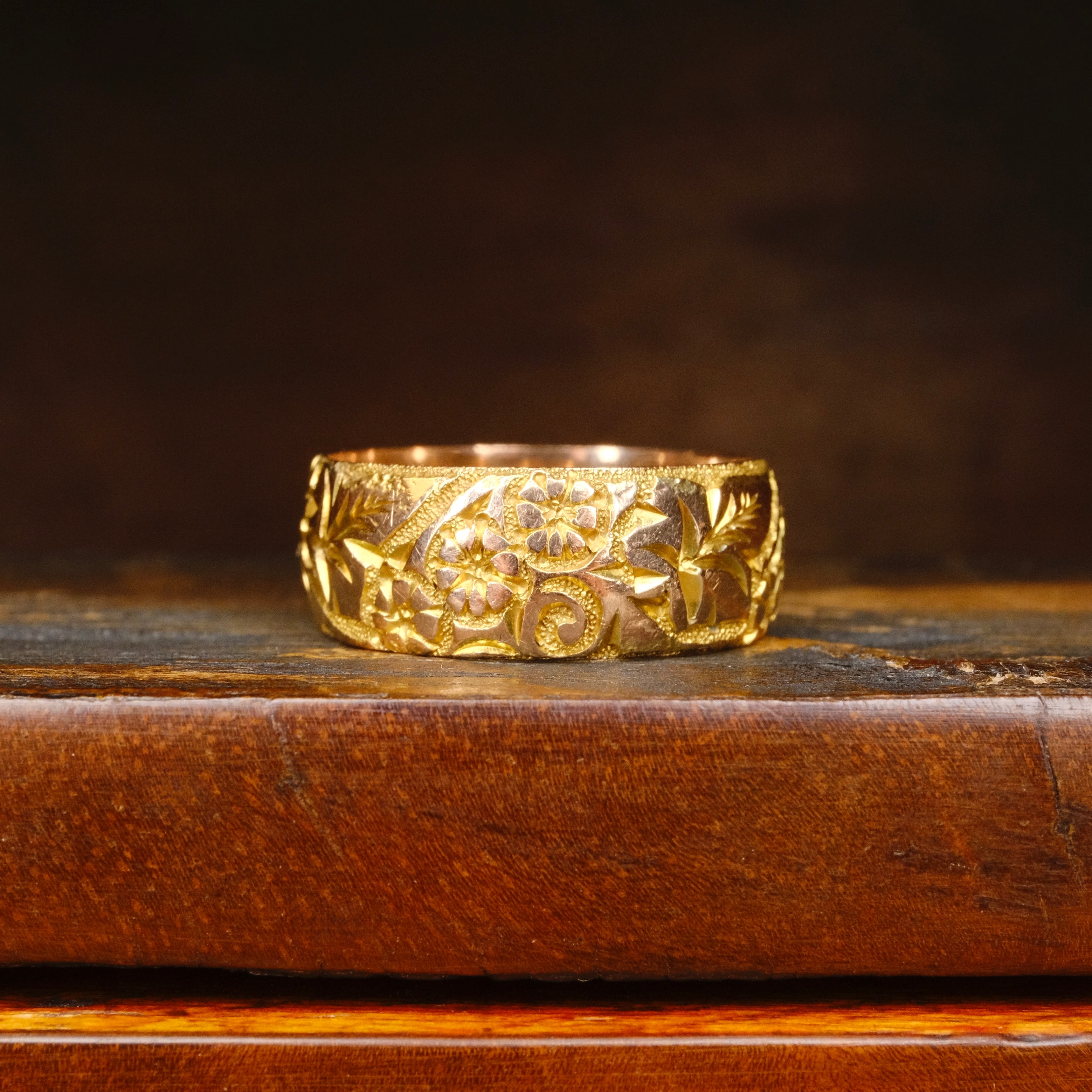 Antique, Edwardian, 9ct Gold, Forget Me Not, Embossed, Wedding Band Ring