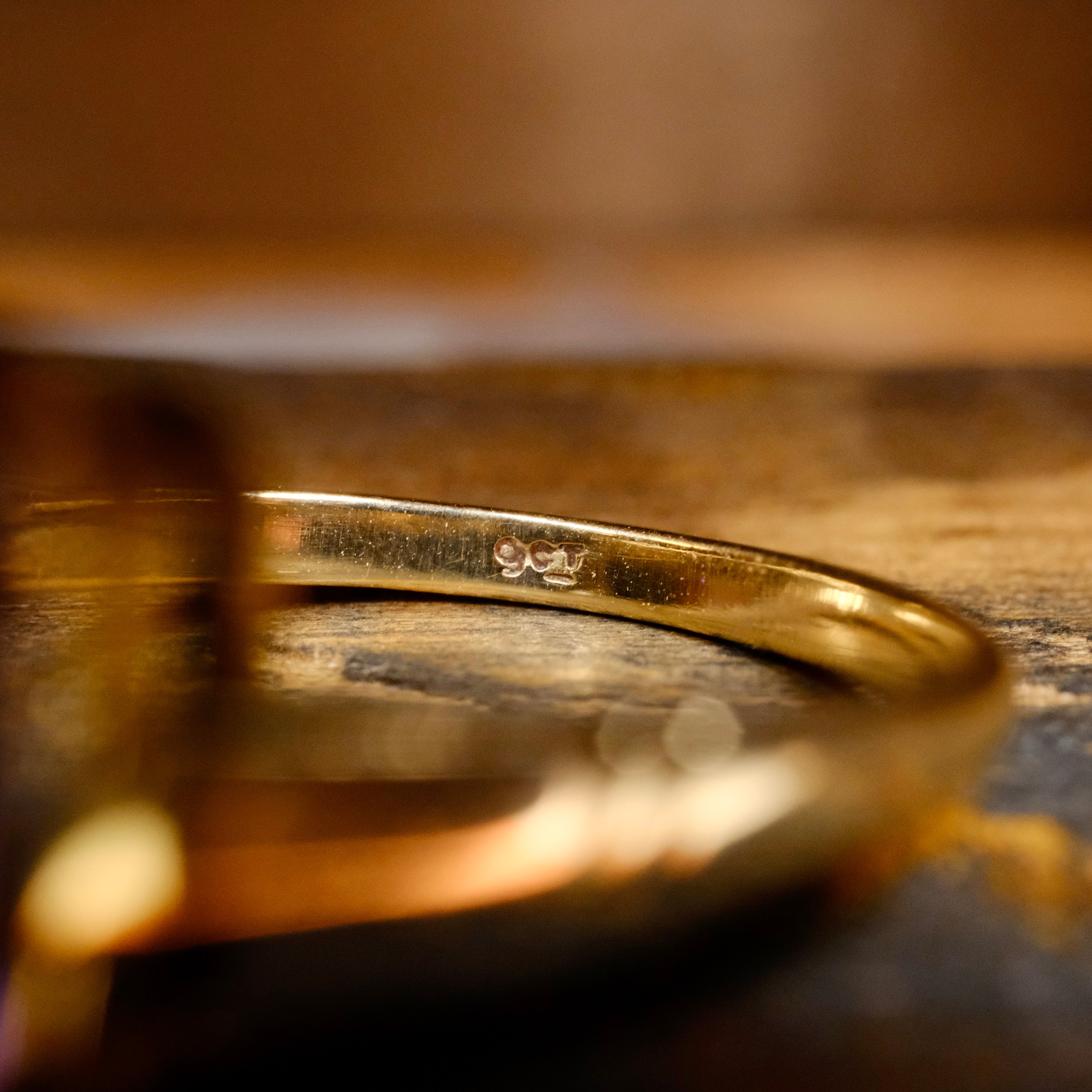 Vintage 1940s 9ct Gold Amethyst Solitaire Ring