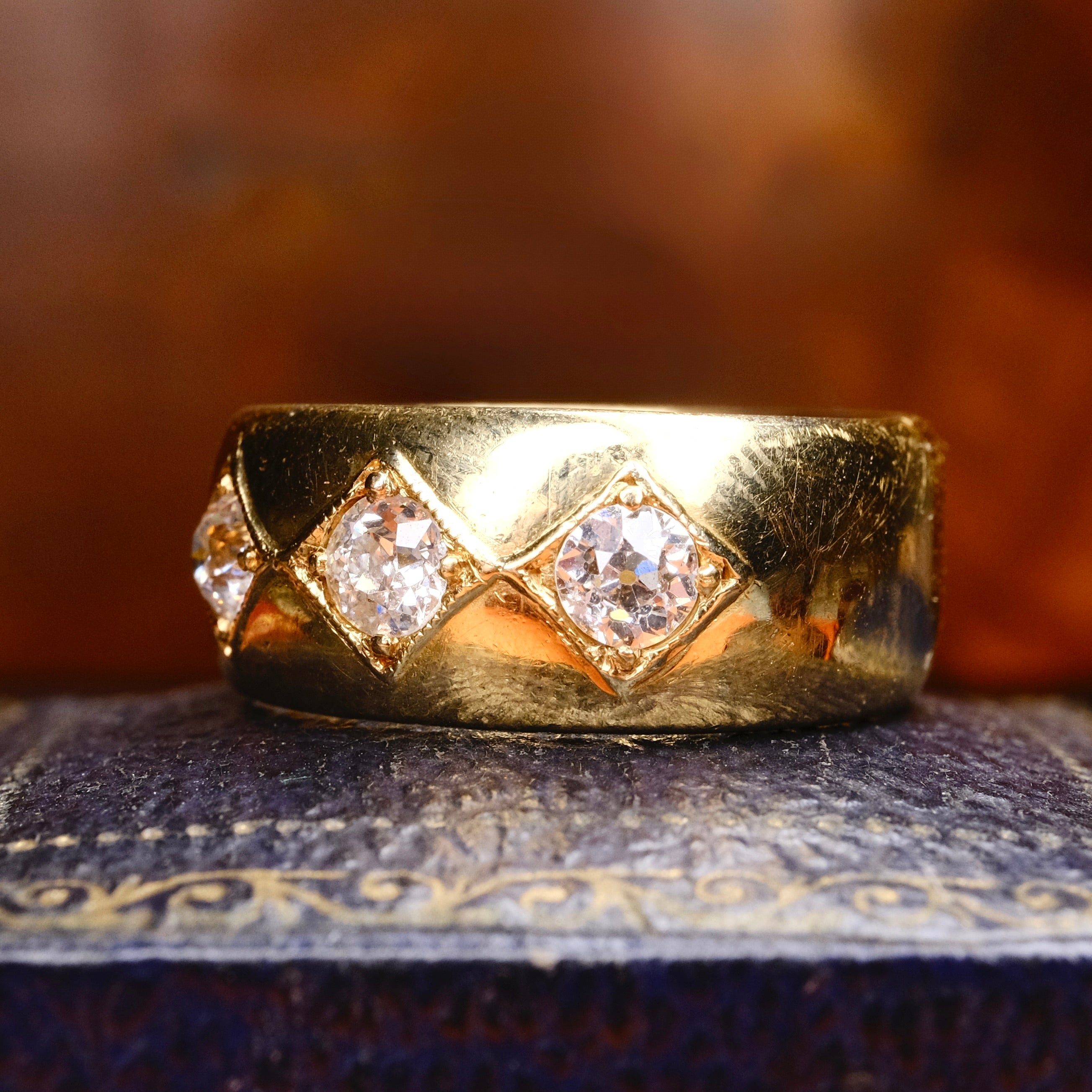 Antique 18ct Gold, Old European Cut Diamond Gypsy Set Ring