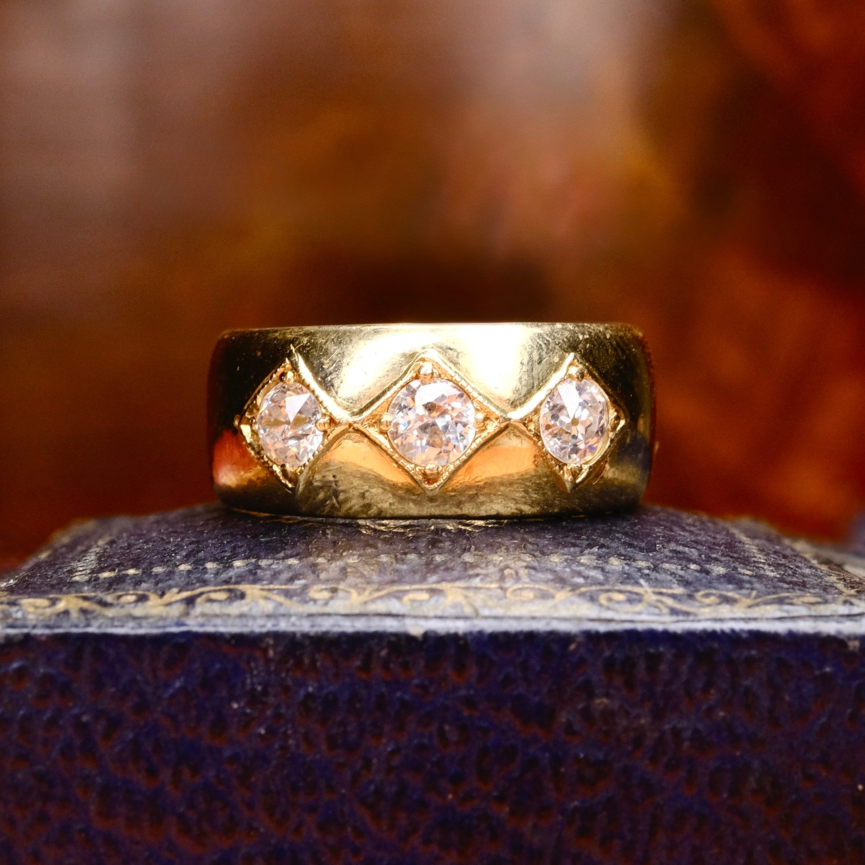 Antique 18ct Gold, Old European Cut Diamond Gypsy Set Ring