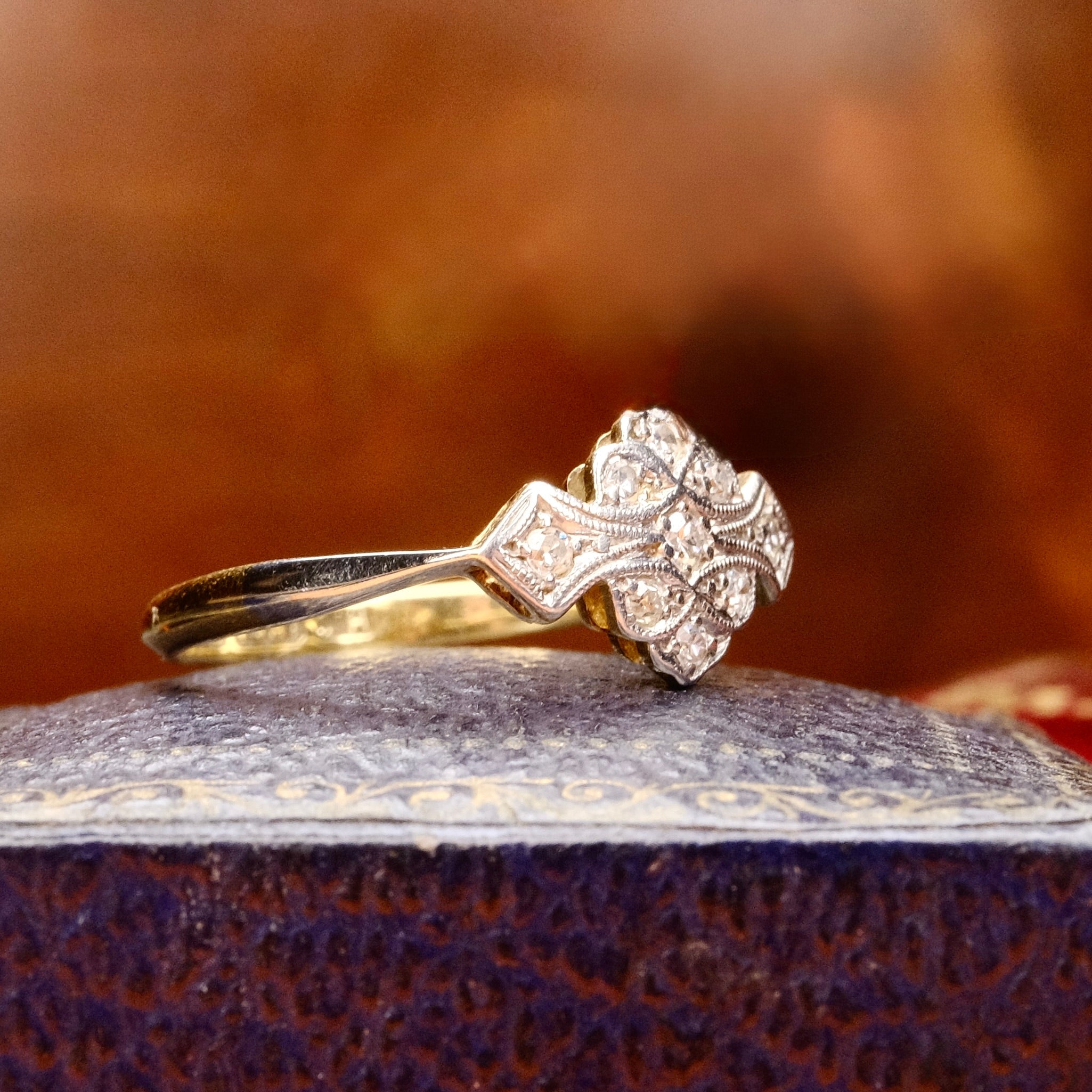 Vintage 18ct Gold & Platinum, Diamond Millegrain Ring