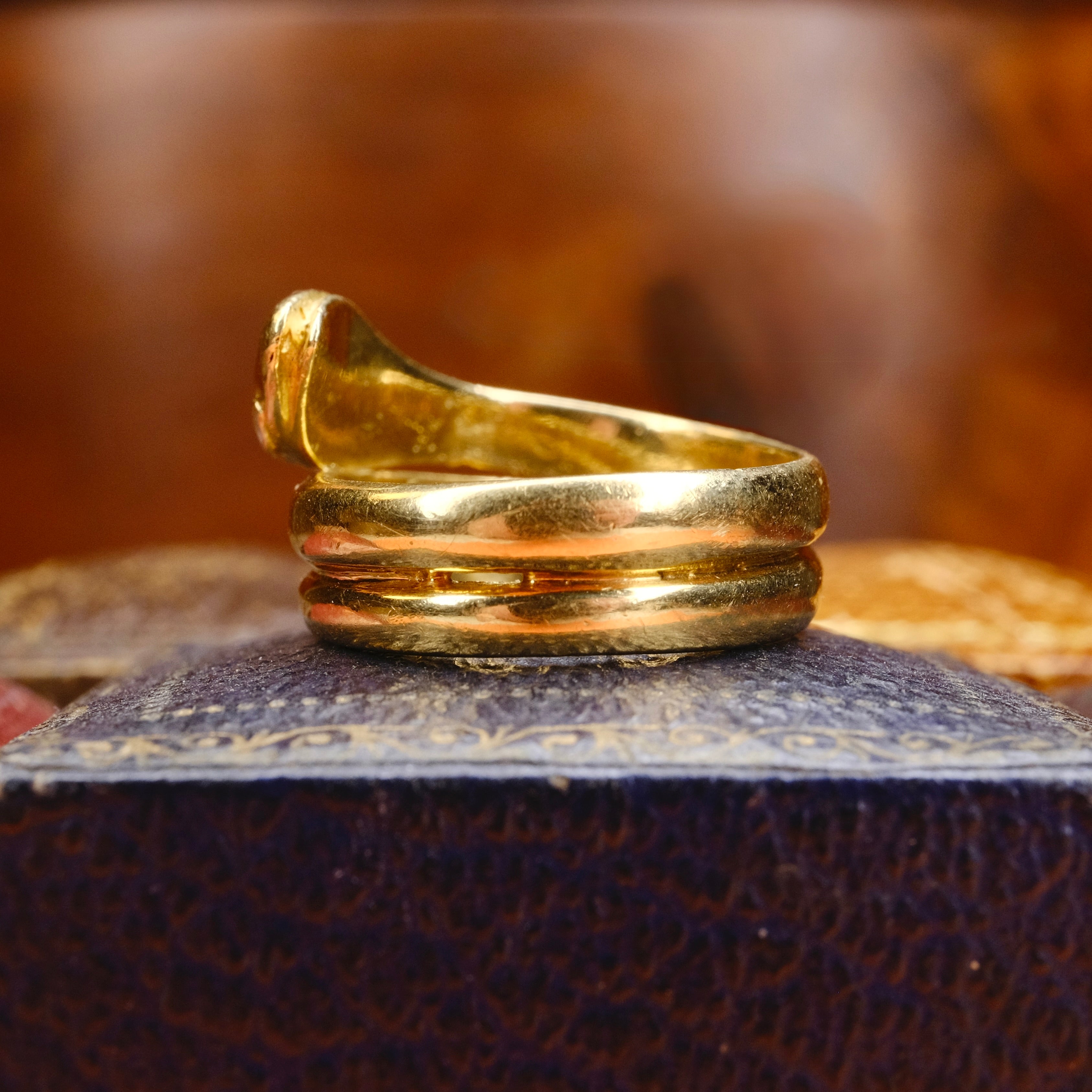 Antique 18ct Gold Snake ring, Rose Cut Diamond Eyes