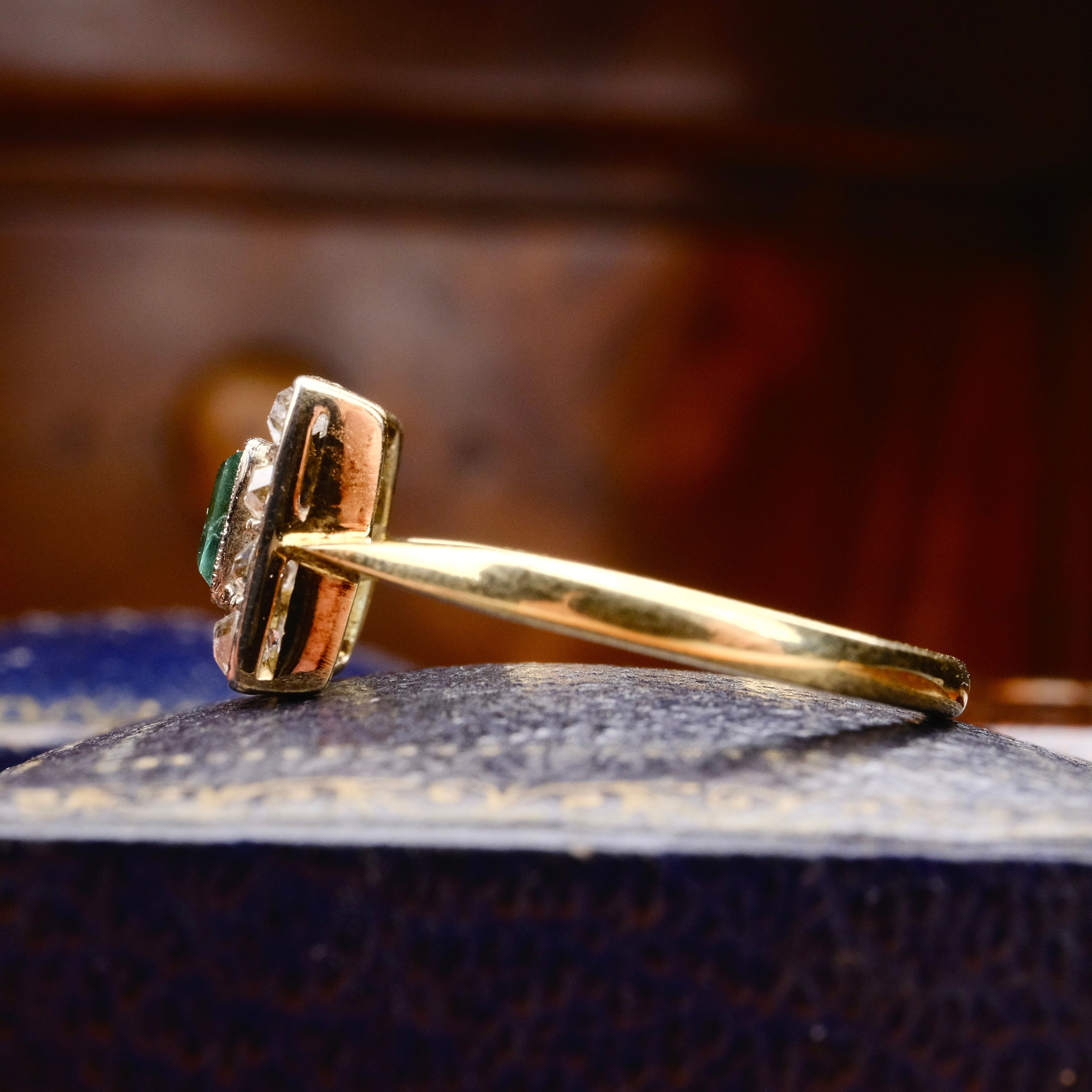 1920s Art Deco, 18ct & Platinum Tourmaline And Old Cut Diamond Cluster Panel Ring