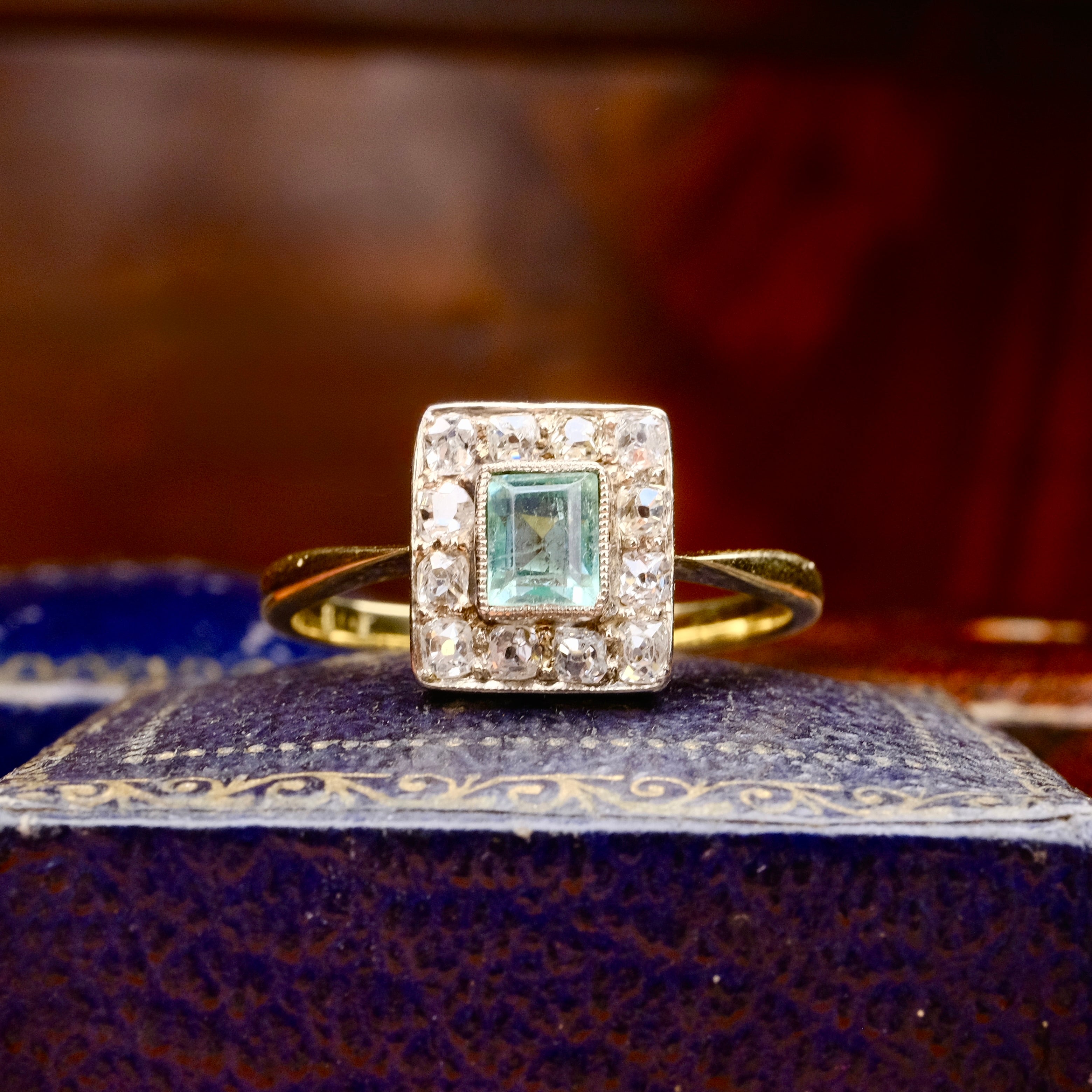 1920s Art Deco, 18ct & Platinum Tourmaline And Old Cut Diamond Cluster Panel Ring