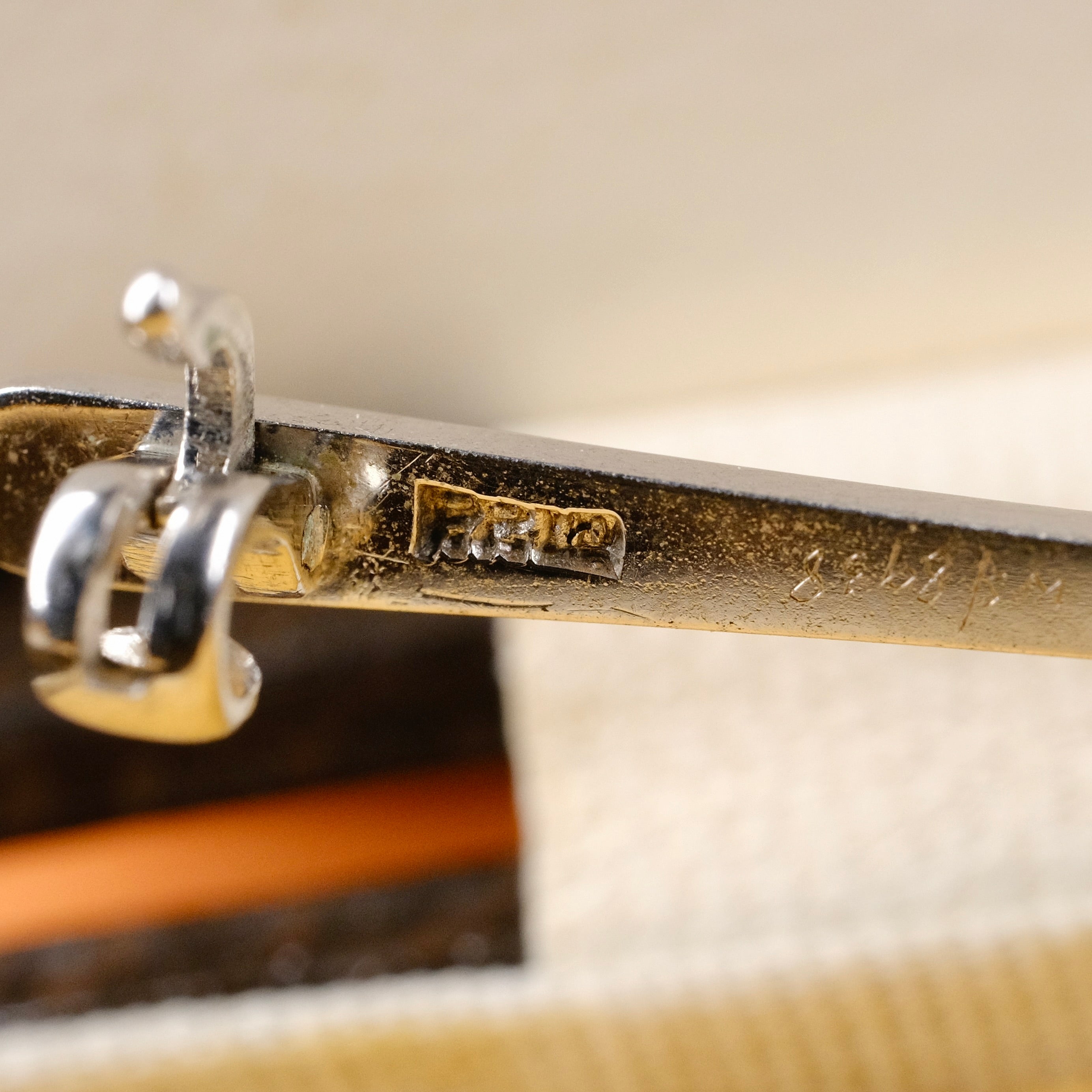 Original Art deco, 9ct Gold, Platinum, Diamond & Synthetic Sapphire Bar Brooch In Original Case