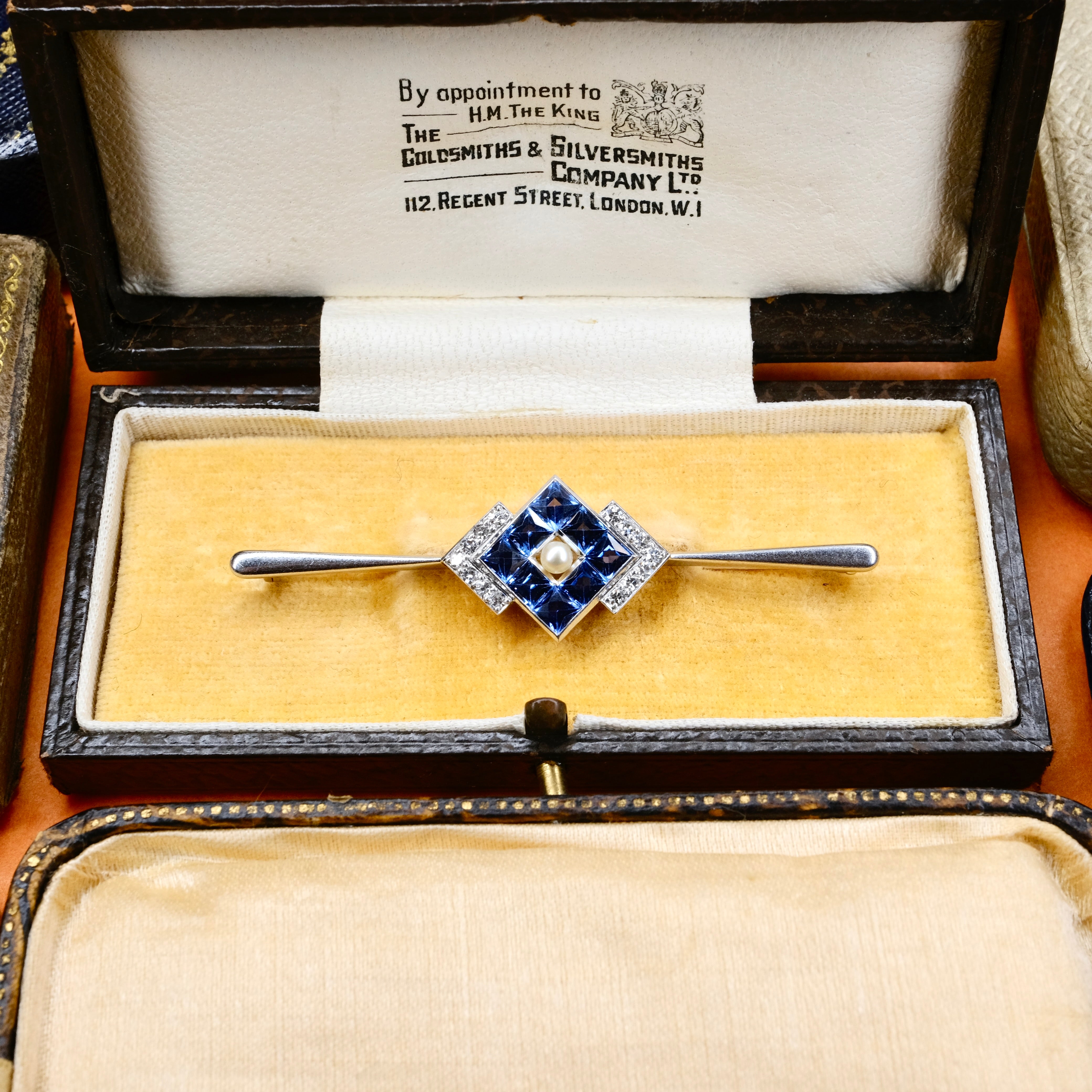 Original Art deco, 9ct Gold, Platinum, Diamond & Synthetic Sapphire Bar Brooch In Original Case