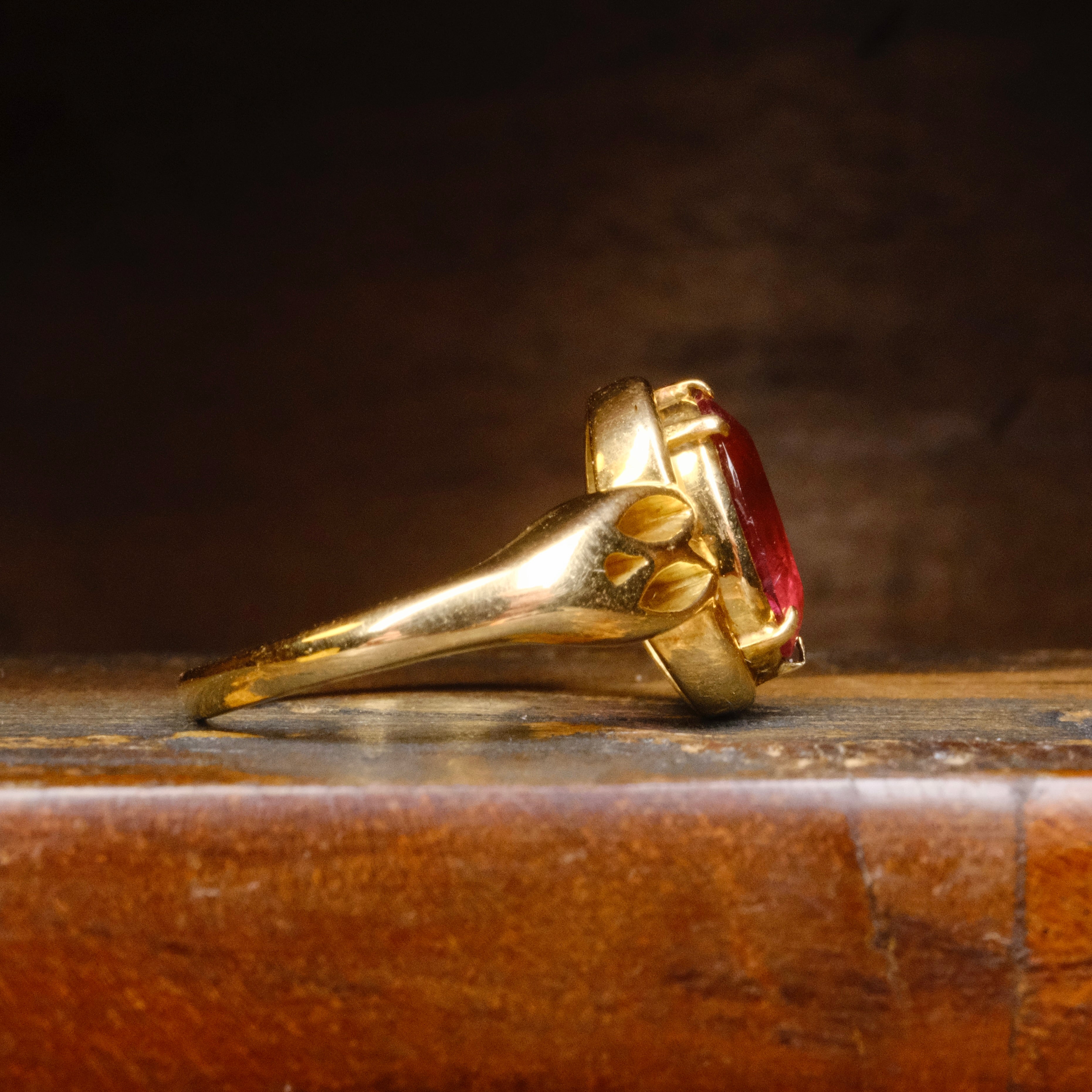 Vintage Pink Tourmaline 18ct Gold Ring