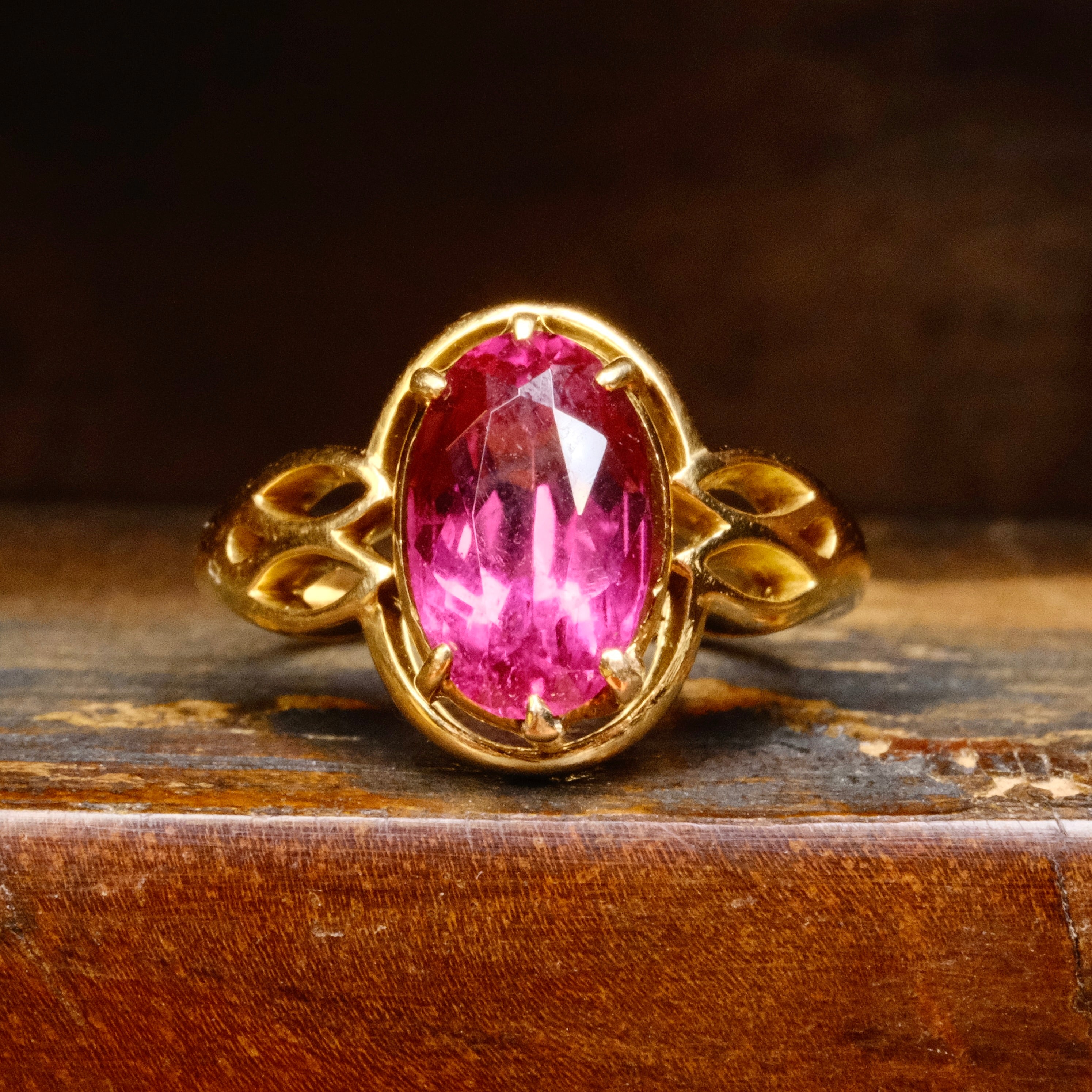 Vintage Pink Tourmaline 18ct Gold Ring