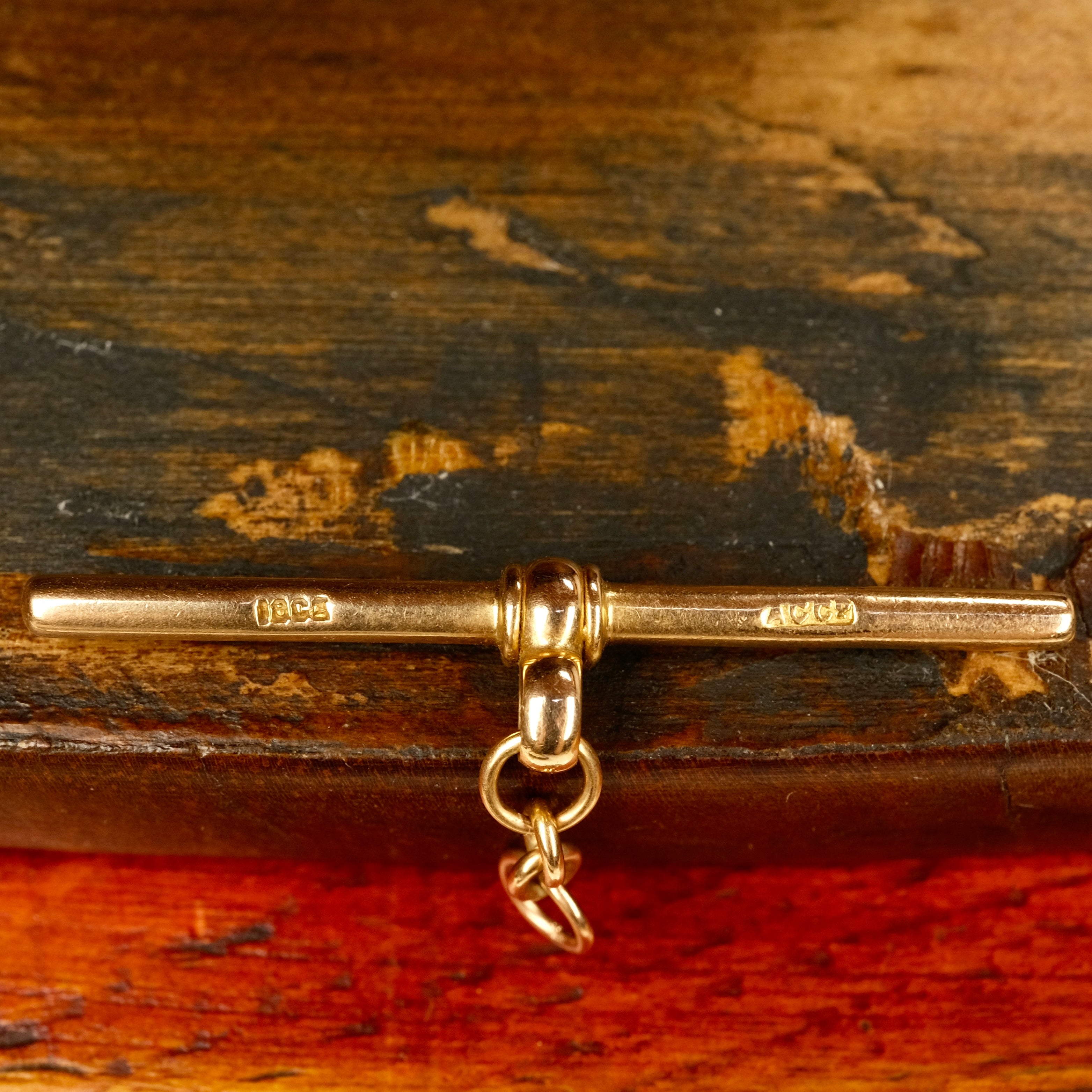 Antique 18ct Gold, Watch Chain T Bar Pendant