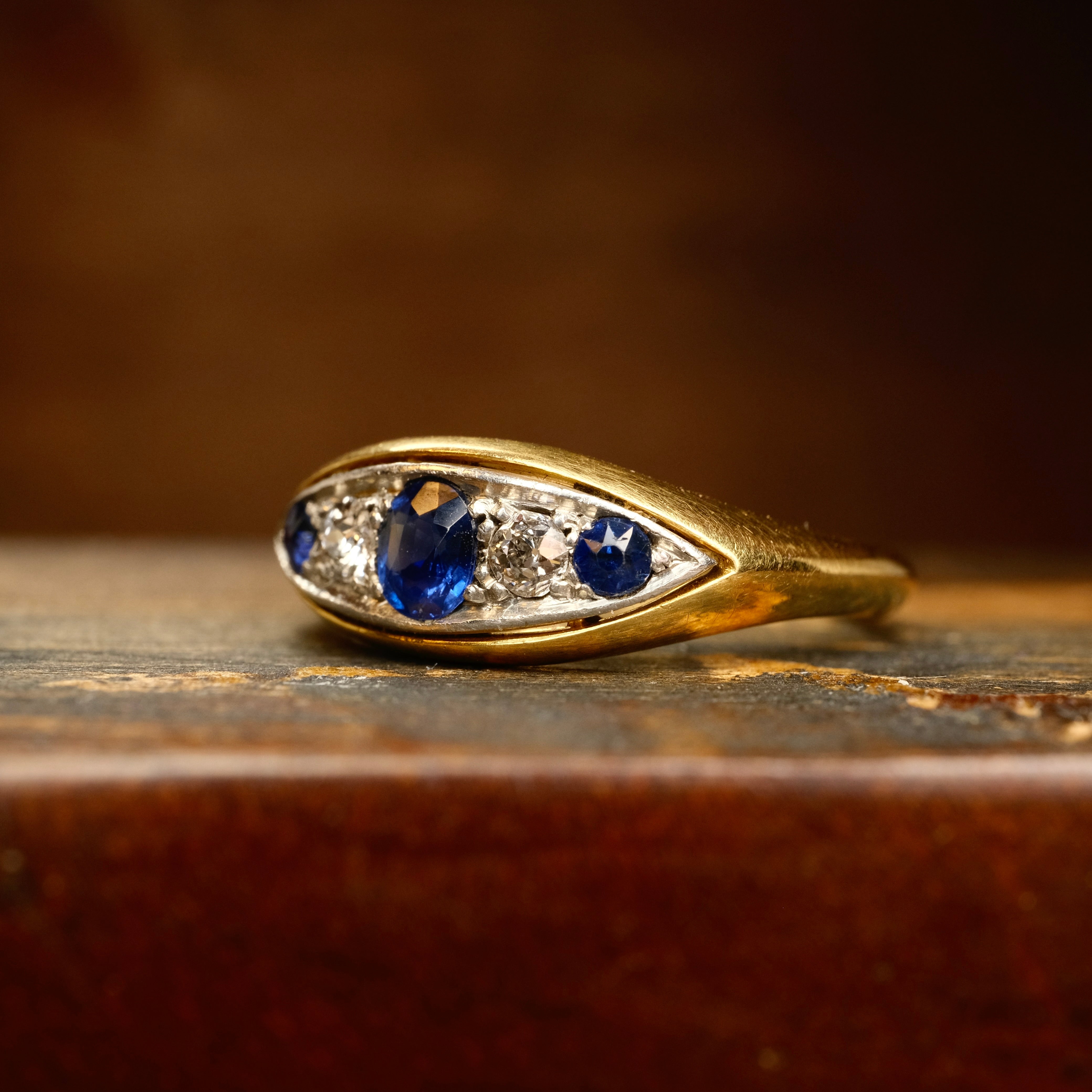 Antique, 18ct Gold, Natural Sapphire & Old Cut Diamond Ring