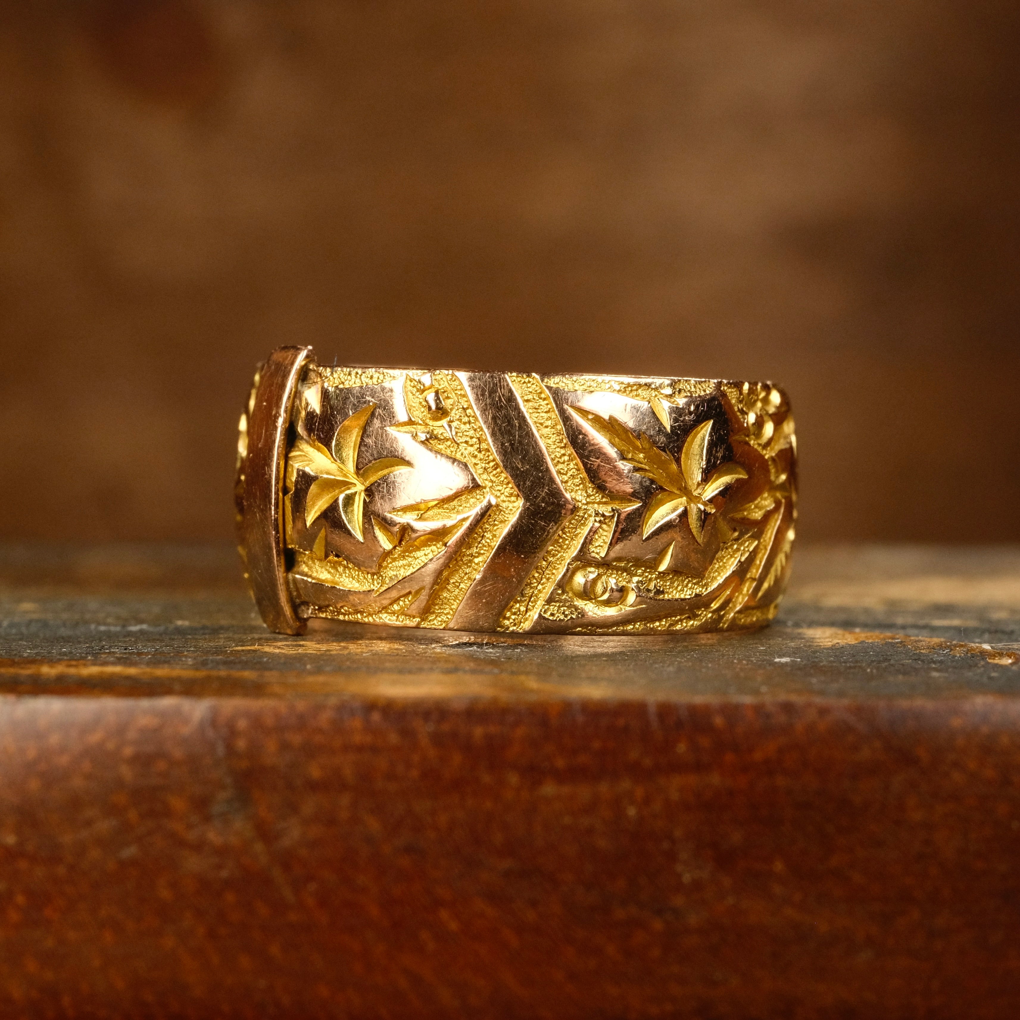 Antique, 9ct Gold Ivy Buckle Ring, Hallmarked 1914