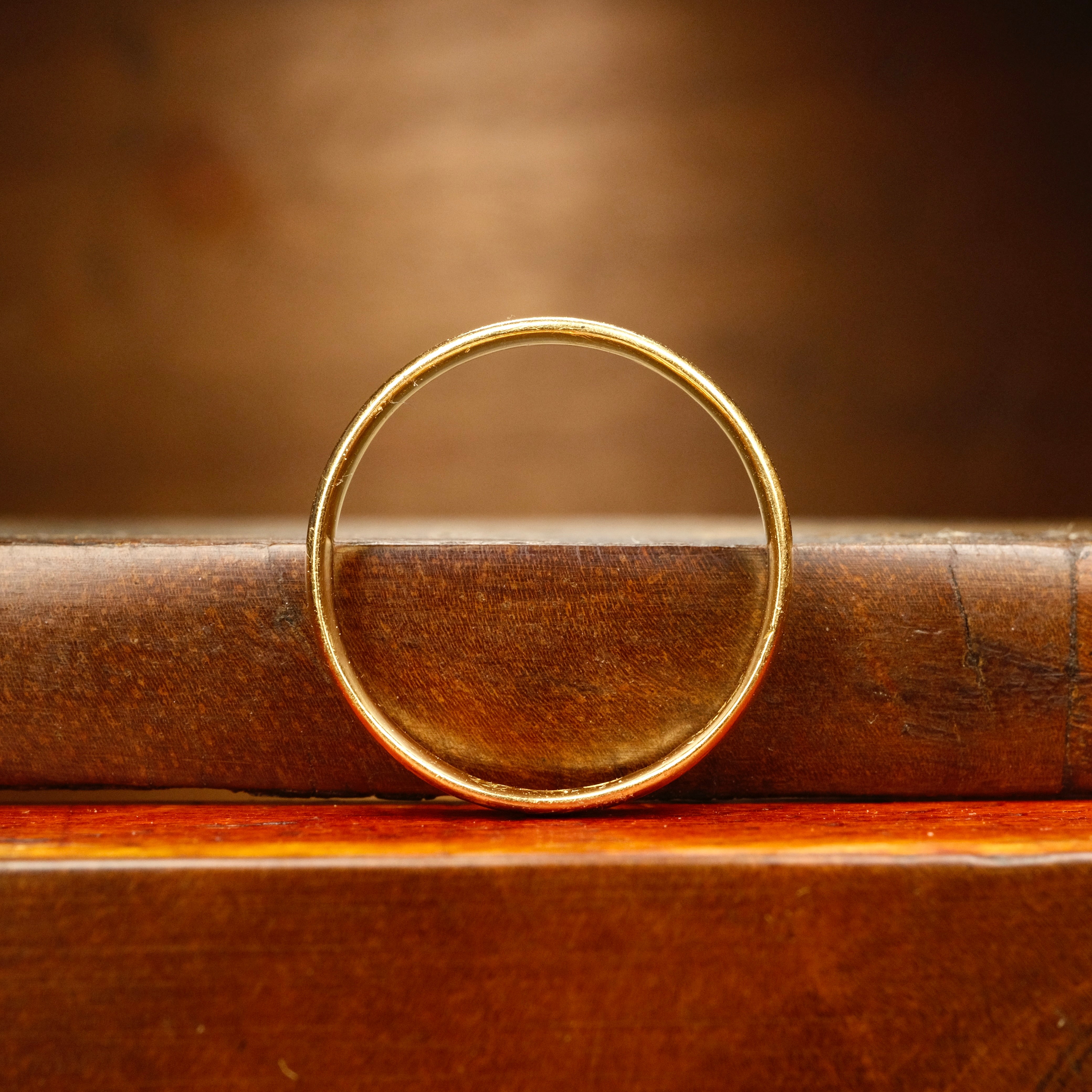 Victorian 18ct Gold Wedding Band Ring, Rare Newcastle Assay