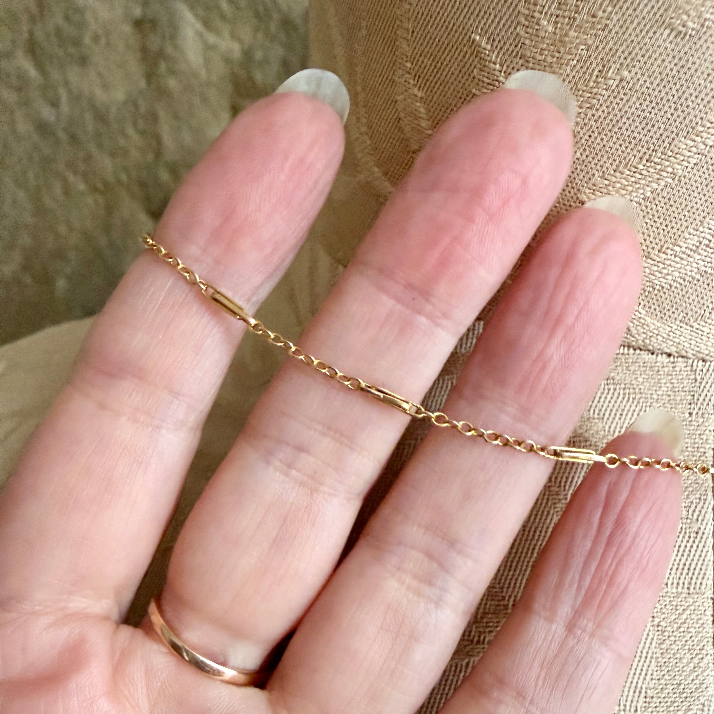 Antique, 9ct Gold, Fancy Belcher Link Chain Necklace With Engraved Barrel Clasp