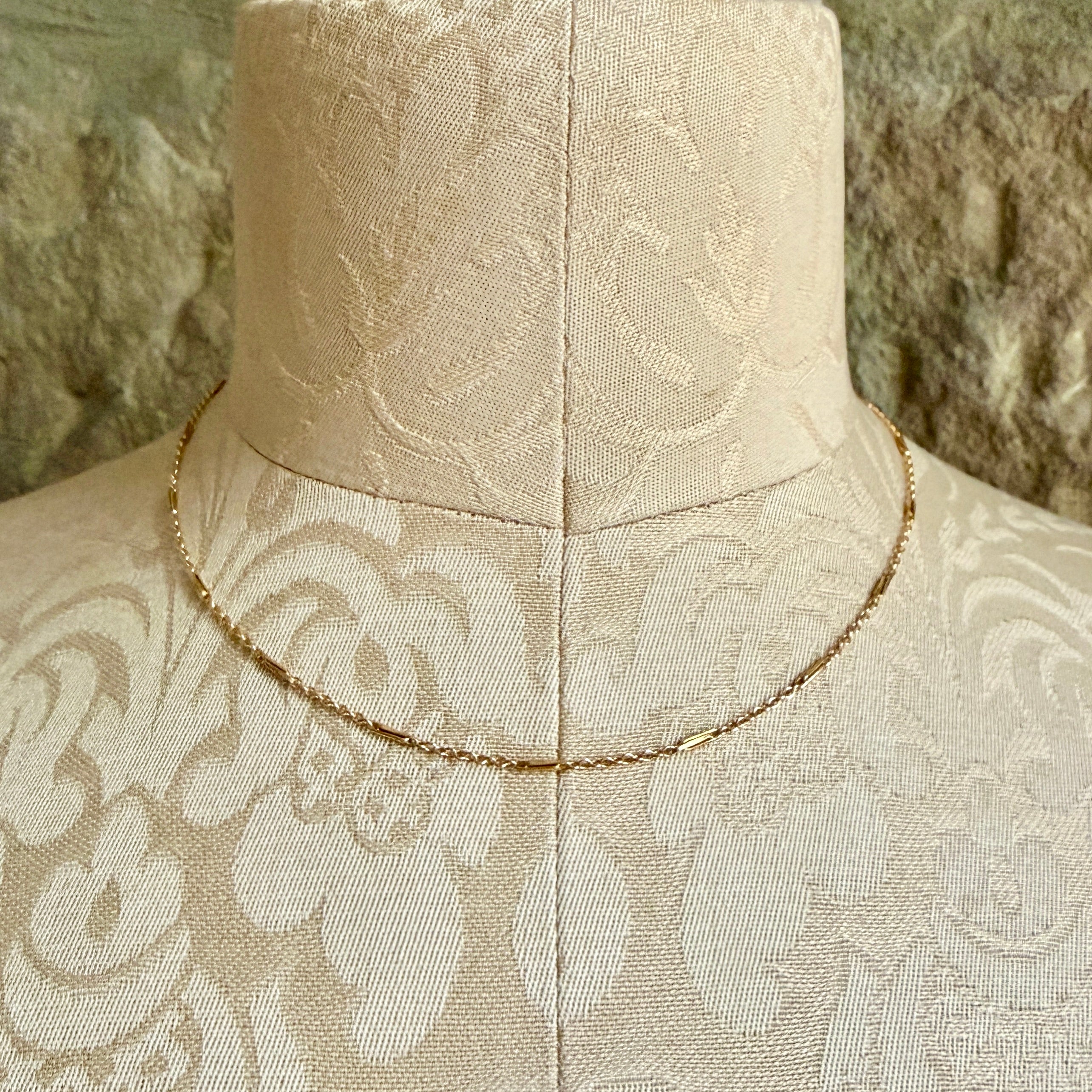 Antique, 9ct Gold, Fancy Belcher Link Chain Necklace With Engraved Barrel Clasp