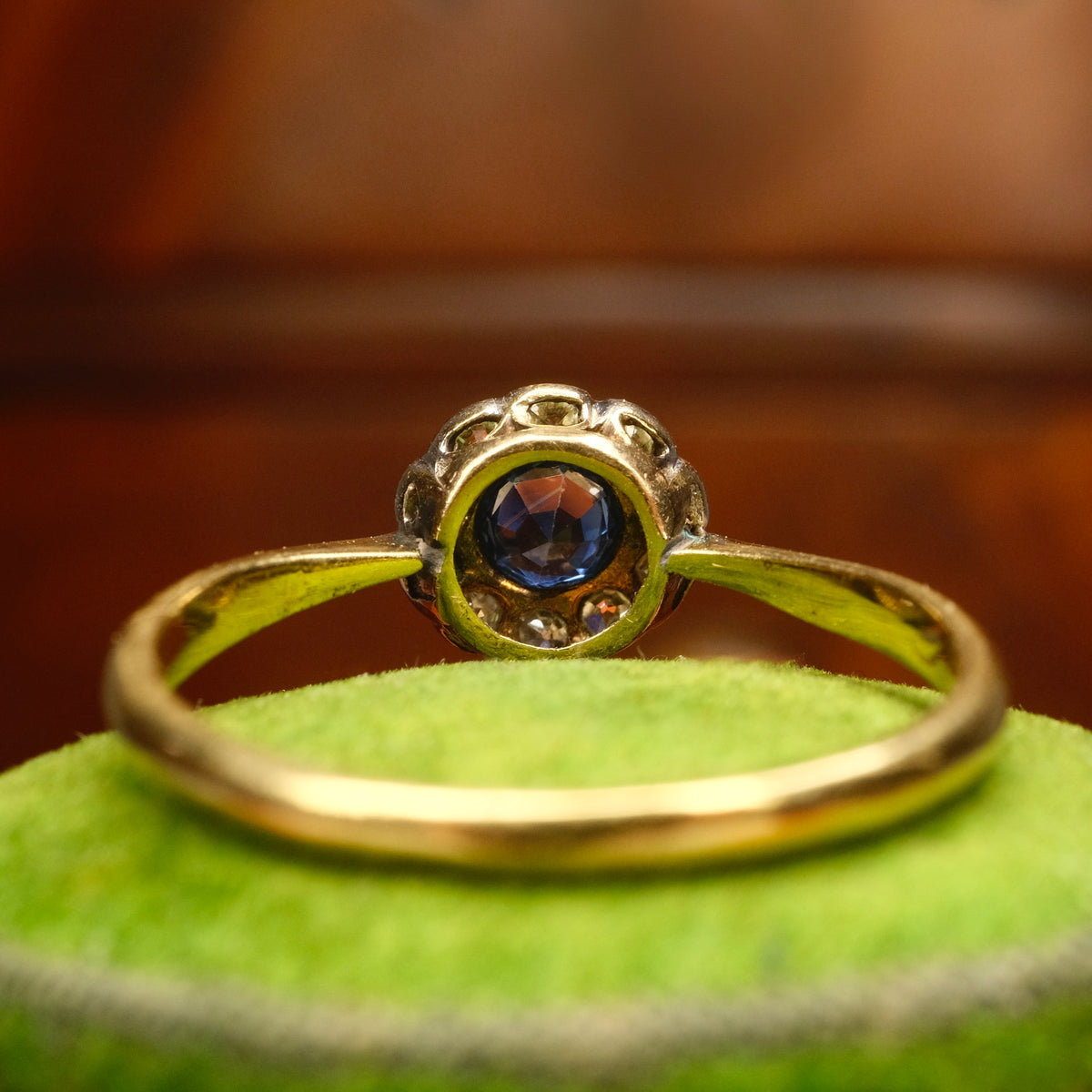 Antique 18ct Gold & Platinum, Sapphire & Old Cut Diamond Daisy Cluster Ring