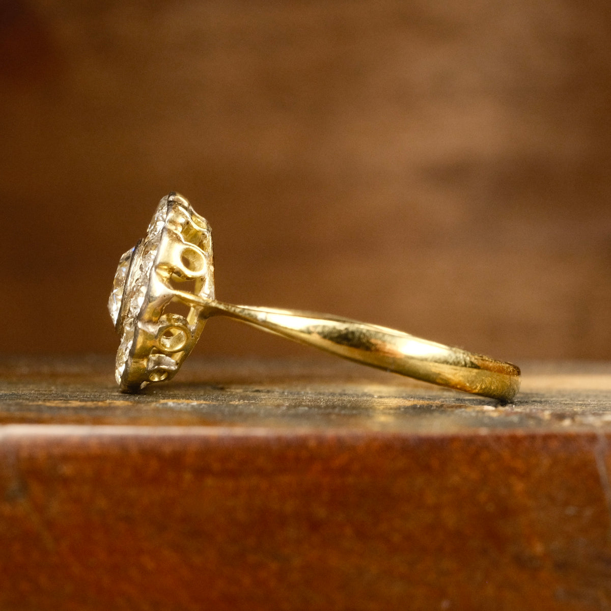Antique, 18ct Gold, 1.5 Carats, Old European Cut Diamond Daisy Cluster Ring