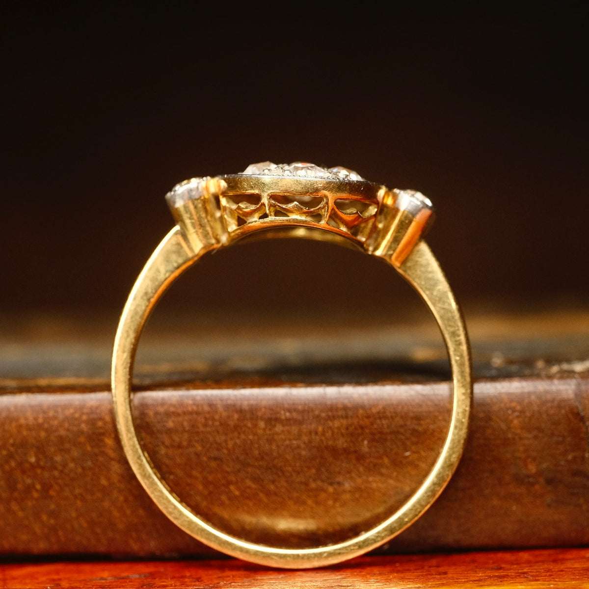 Antique 18ct Gold & Platinum Old cut Diamond Target Cluster Ring