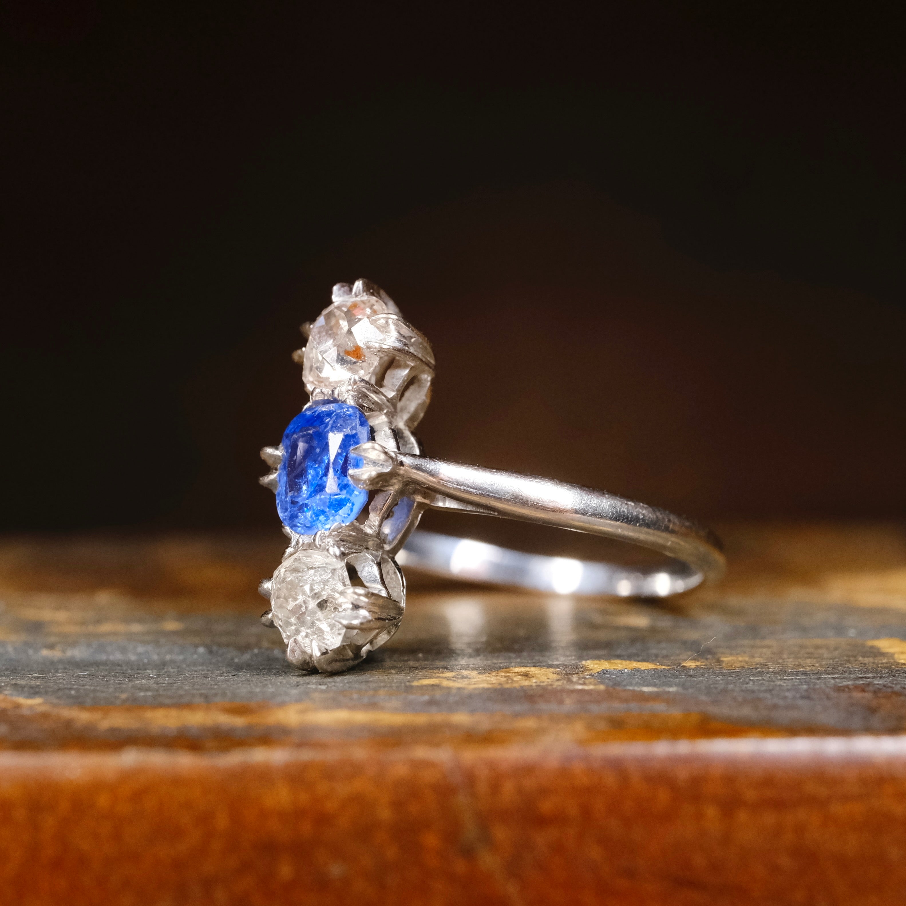 Edwardian 18ct white gold old mine cut diamond & sapphire ring