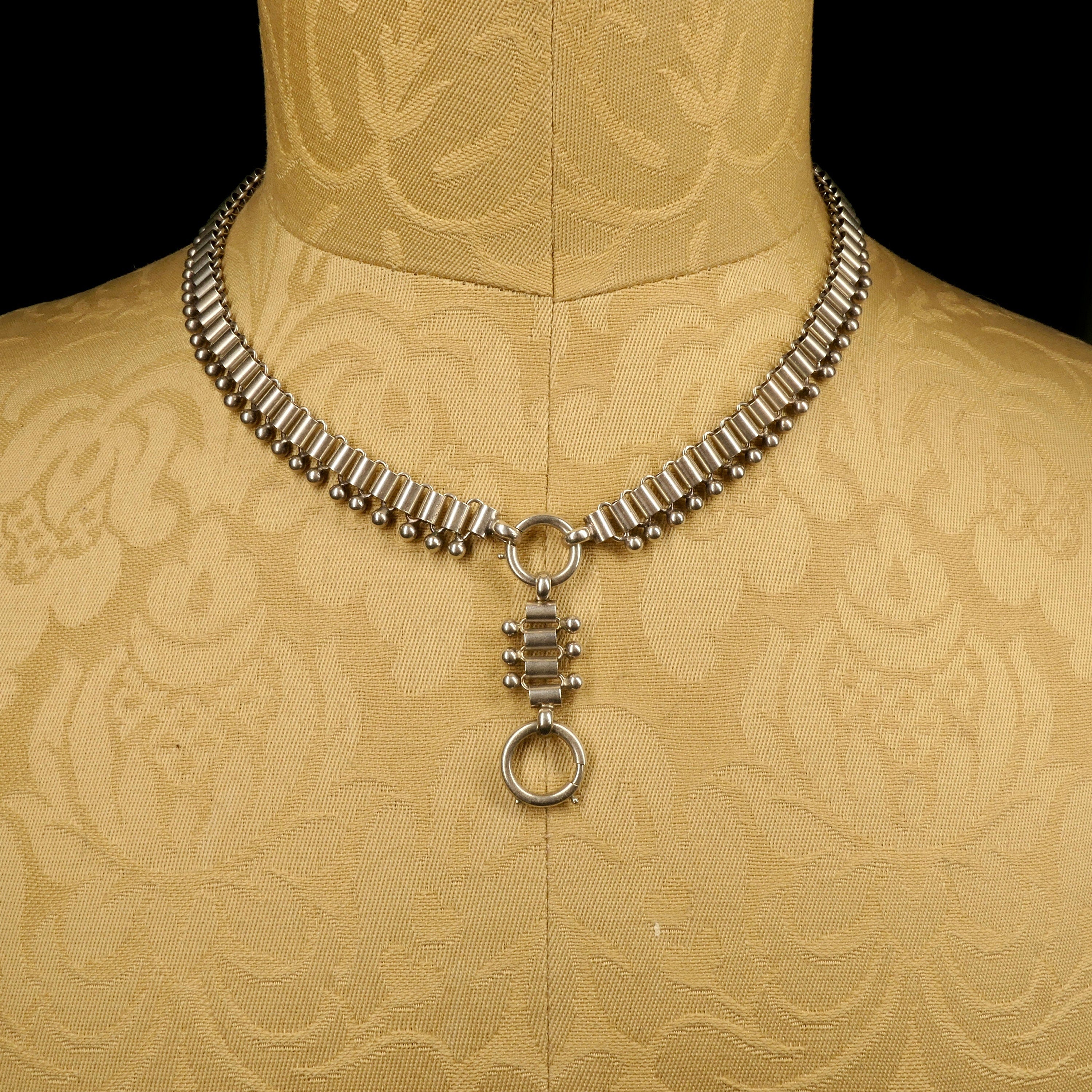 Victorian 2025 collar necklace