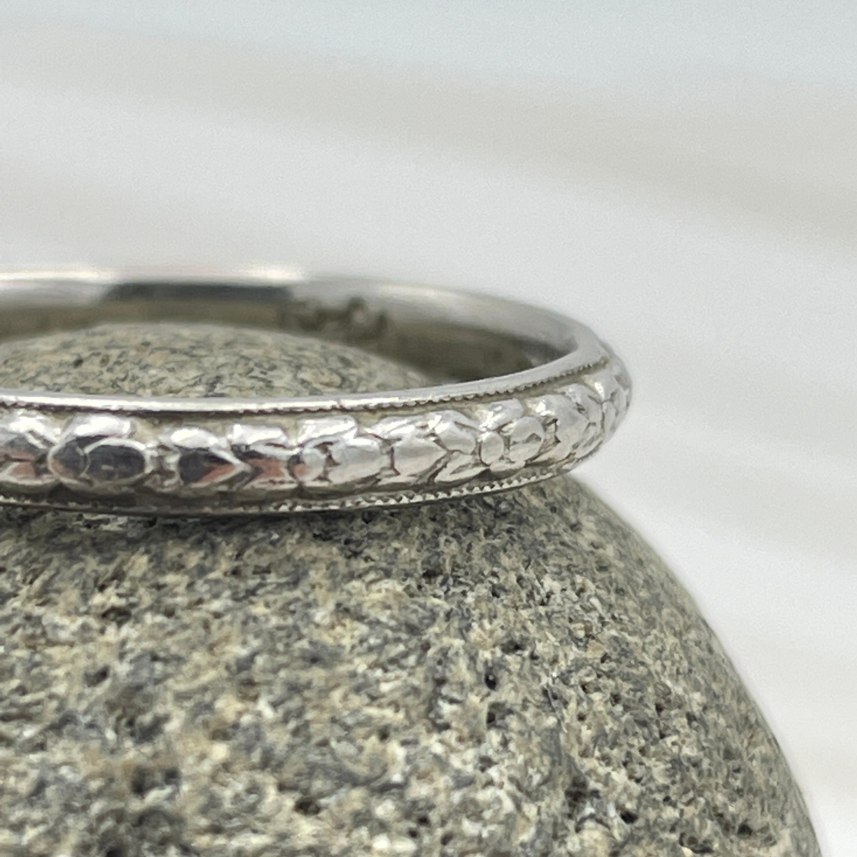 Vintage platinum embossed wedding band ring
