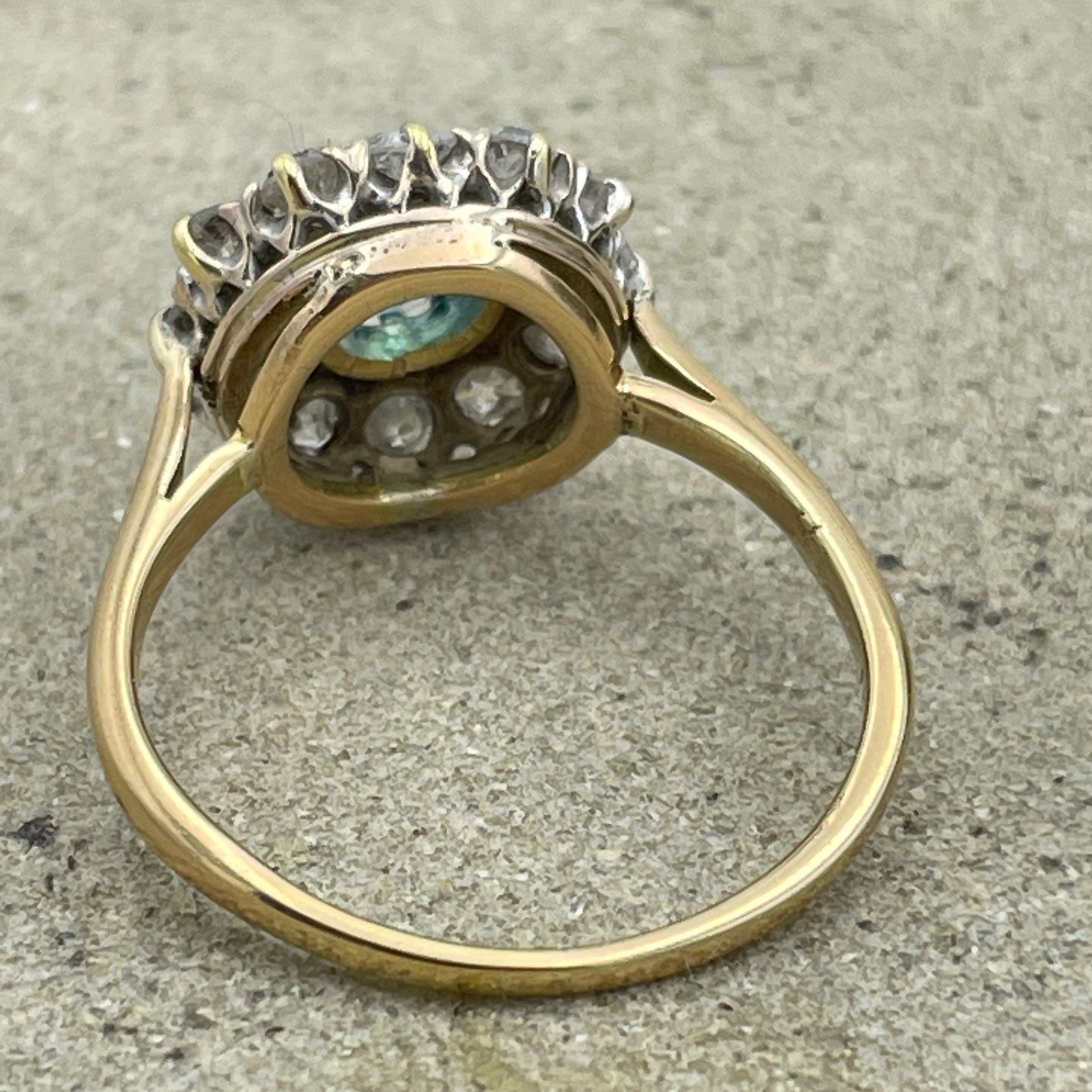 Arts & Crafts Chrysoprase Cabochon 14 Karat Gold Foliate Floral Antique Ring  | Wilson's Estate Jewelry