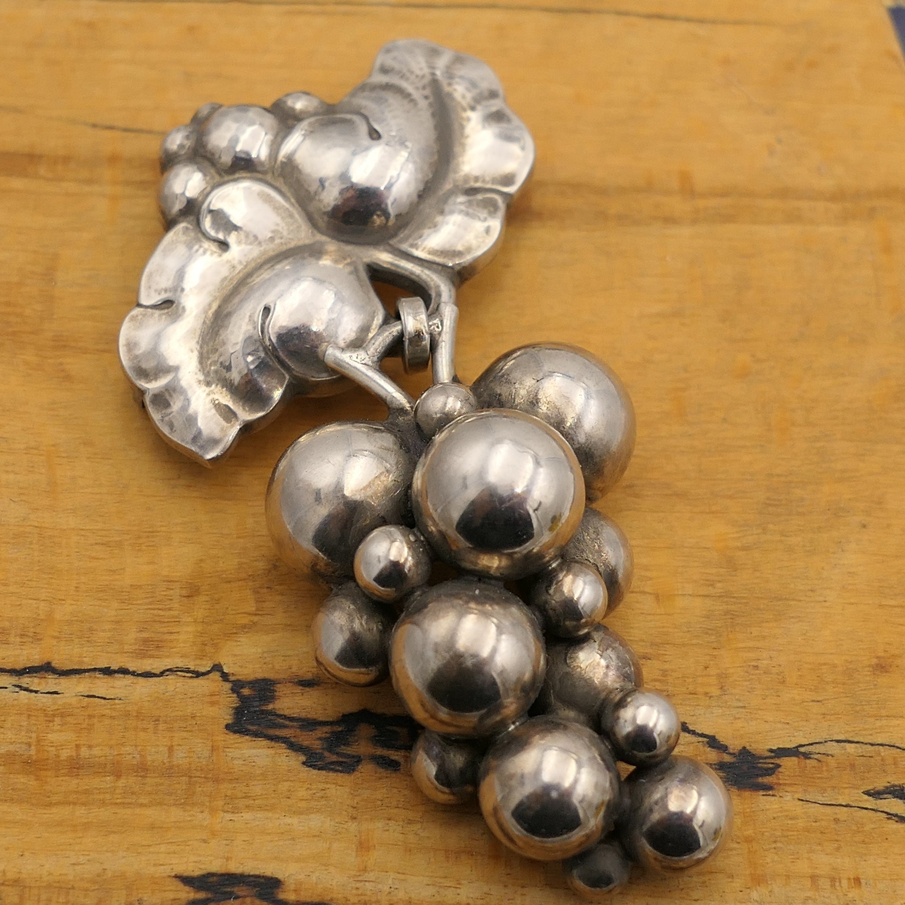 Georg jensen 2025 silver brooch